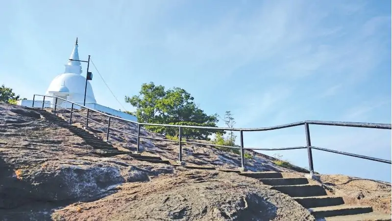 Gampaha | Maligathenna Raja Maha Viharaya